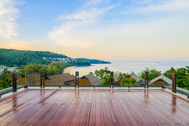 Nettoyer efficacement votre terrasse