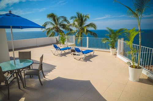 Comment nettoyer la terrasse de sa maison ?