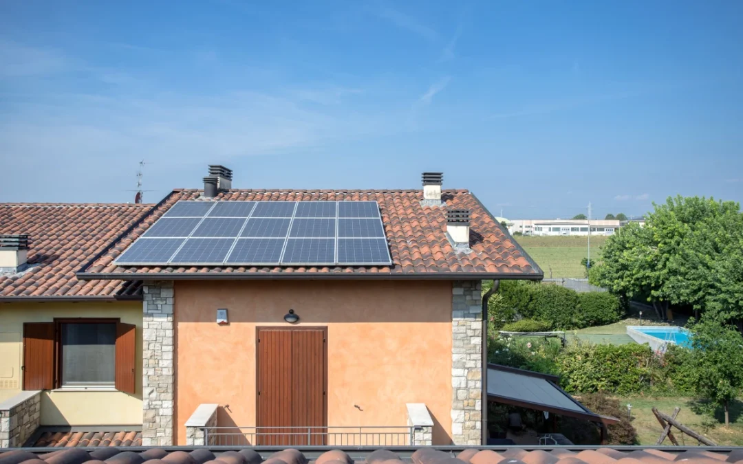Panneau solaire copropriété : une solution d’avenir pour réduire les charges et préserver l’environnement
