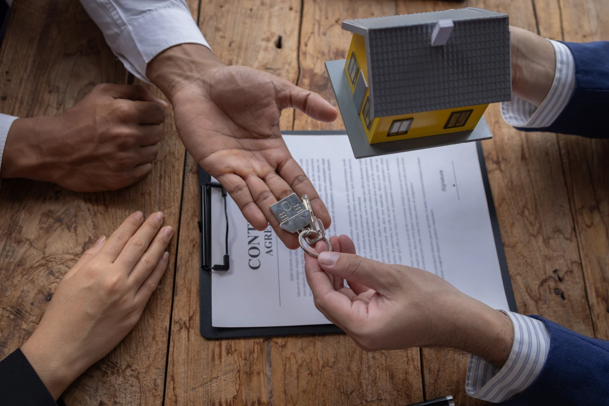 Estimation local commercial : les clés pour déterminer le prix de vente vide ou en location