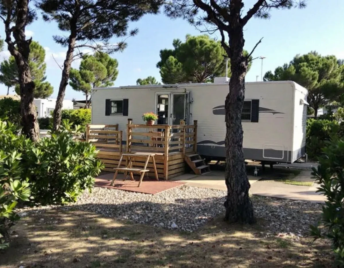 La Méditerranée : Le Choix Idéal pour Vendre votre Mobil-home dans un Camping Ouvert Toute l'Année
